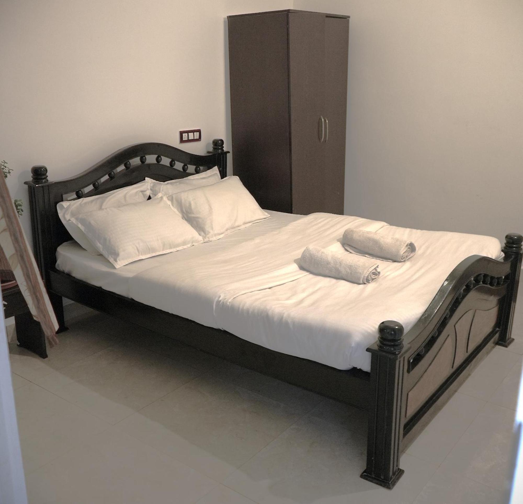 This Is It Beachfront - Rooms, Cafe & Events Arambol Buitenkant foto