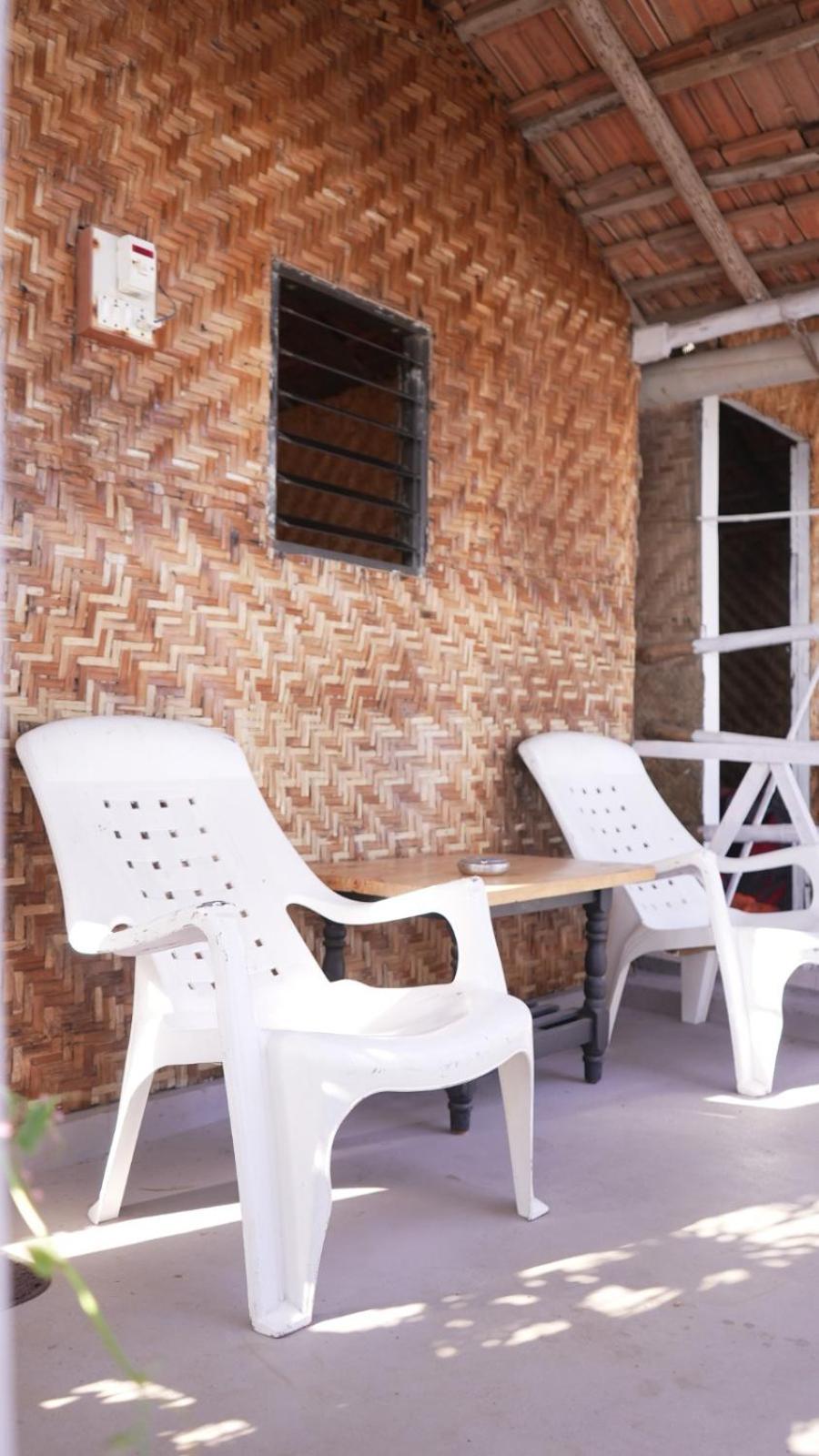 This Is It Beachfront - Rooms, Cafe & Events Arambol Buitenkant foto